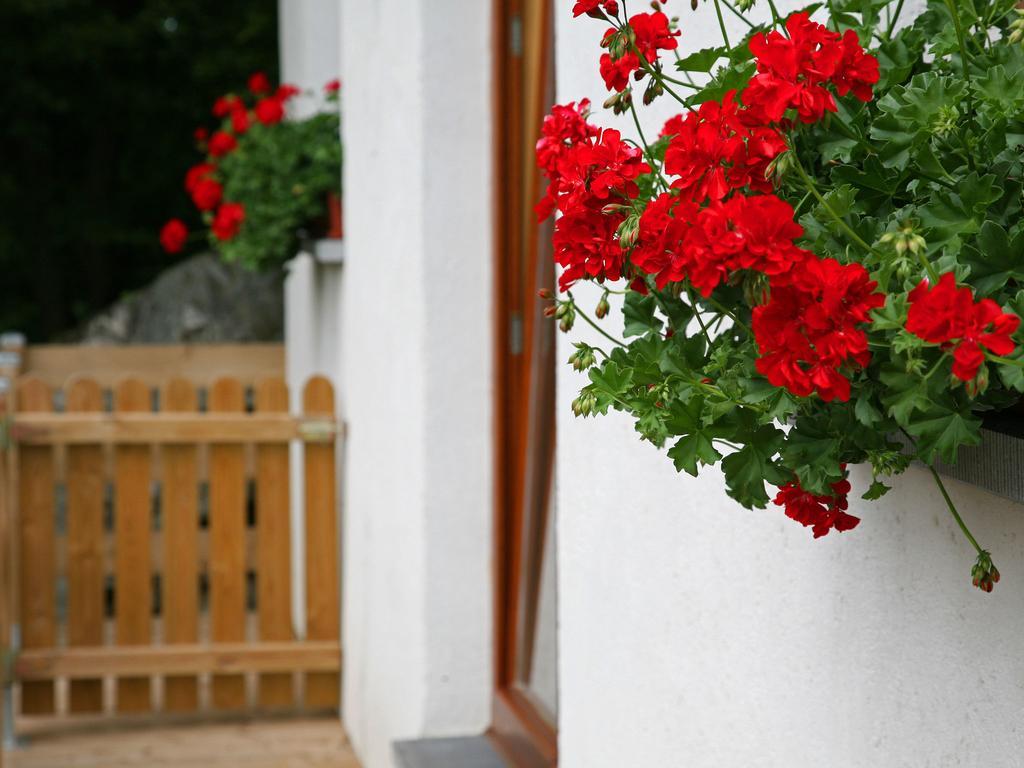 Cottage With A Terrace And A View Of The Valley エワイユ エクステリア 写真