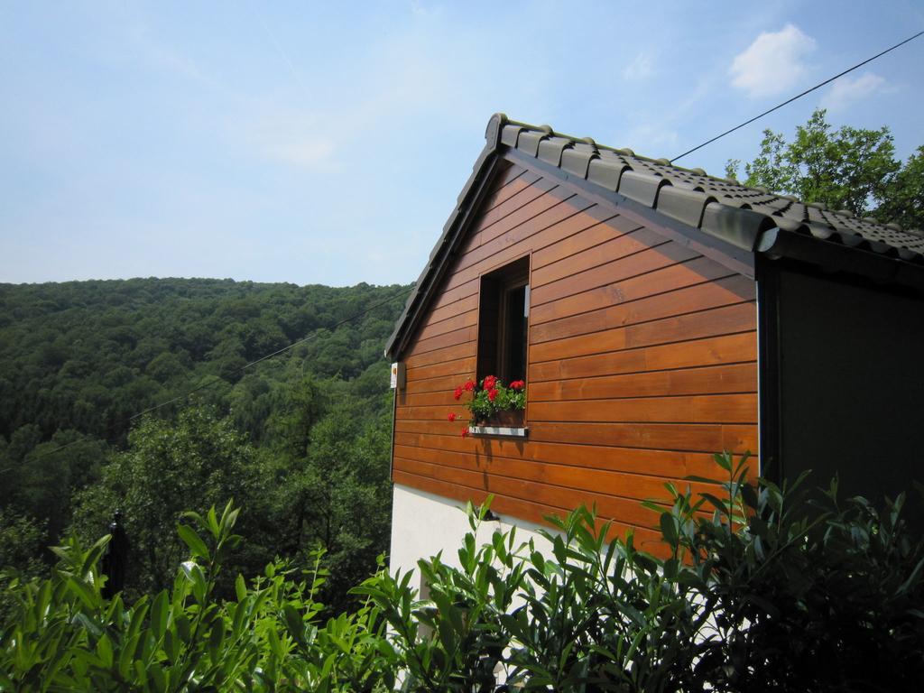 Cottage With A Terrace And A View Of The Valley エワイユ エクステリア 写真